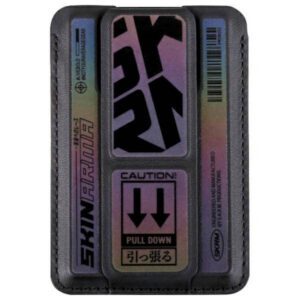 Skinarma Kado Kira Kobai mágneses kártyatartó kitámasztóval - többszínű